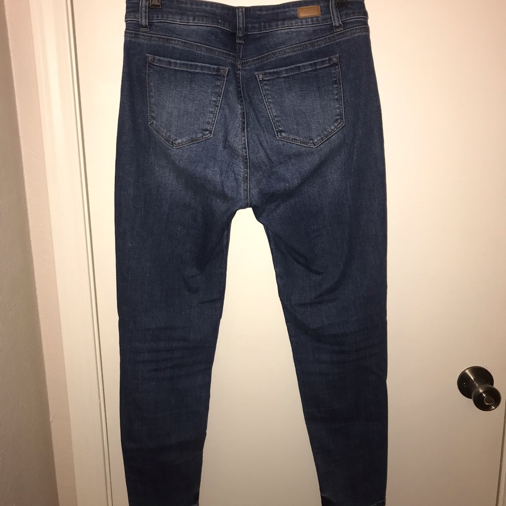 Brand New Jeans size 9, fits both 9/10!